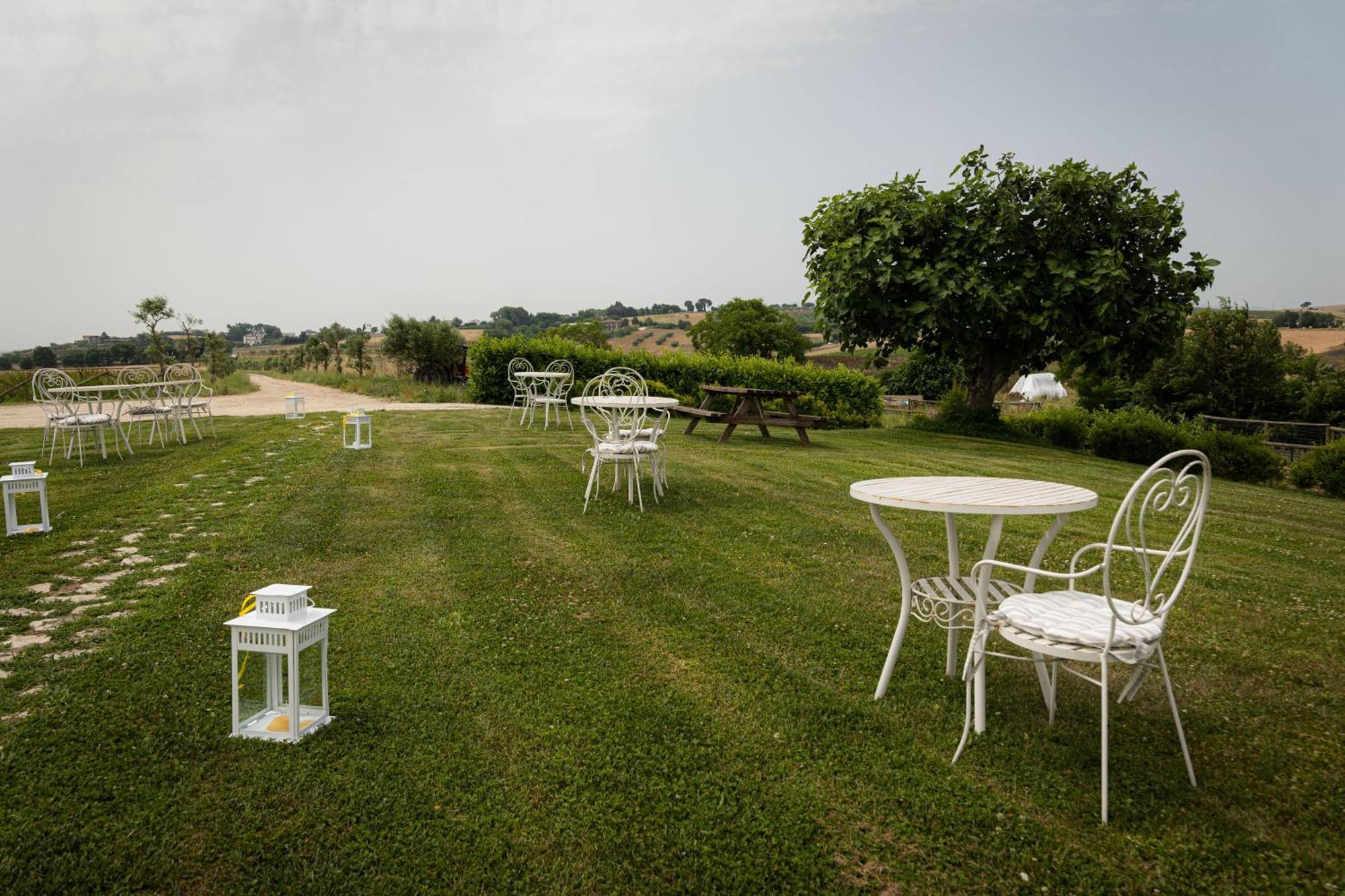 Country Relais La Torretta Baronale Guest House San Giorgio del Sannio Exterior photo