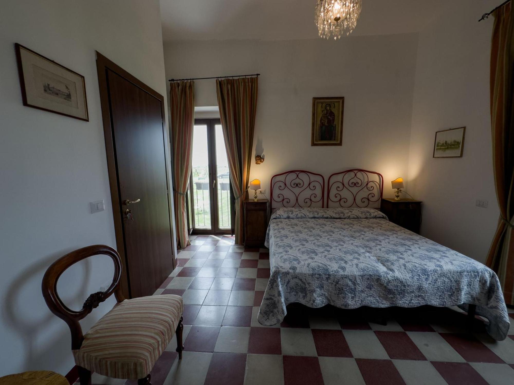 Country Relais La Torretta Baronale Guest House San Giorgio del Sannio Exterior photo